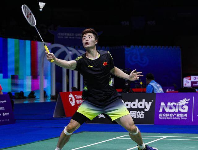 个备受瞩目 个备受瞩目